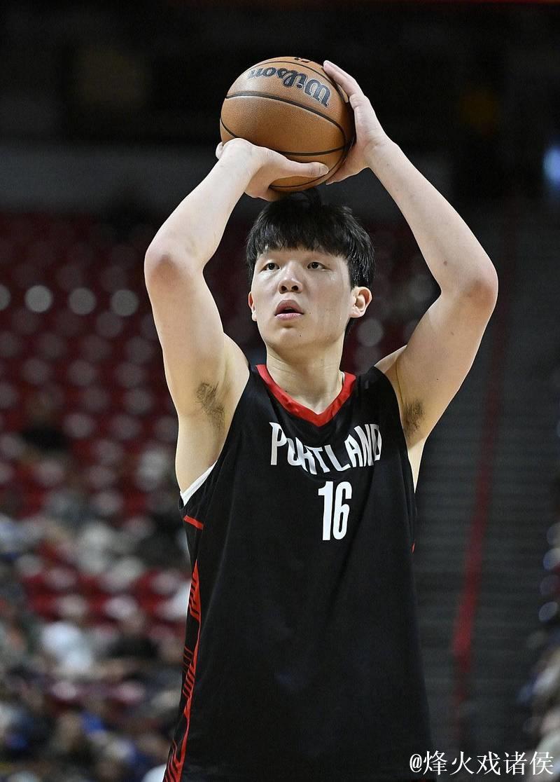 开拓者输球后，没想到斯普利特赛后这样谈杨瀚森他防守端犯错