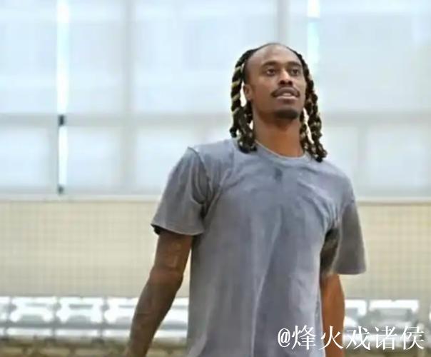 CBA最幸福的外援!本赛季一场比赛没打,现在转正了 CBA最幸福的外援!本赛季一场比赛没打,现在转正了